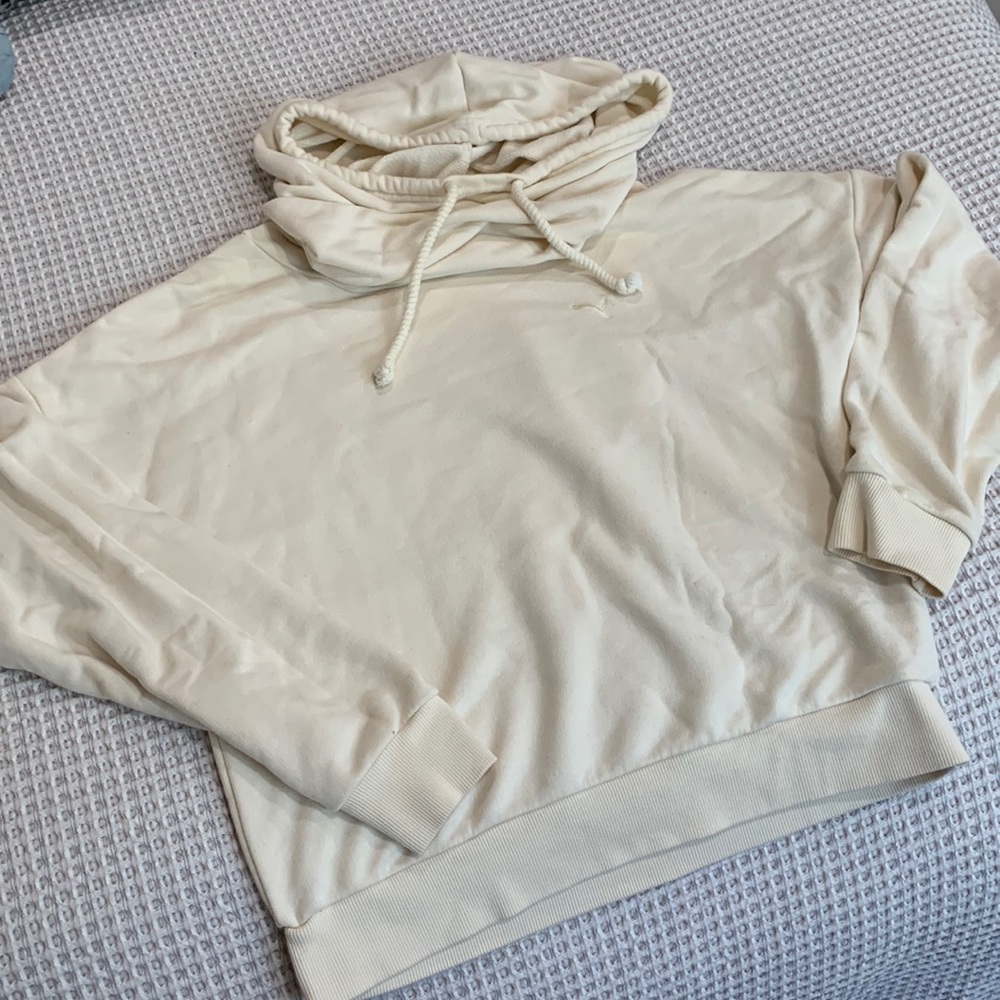 Puma sweatshirt